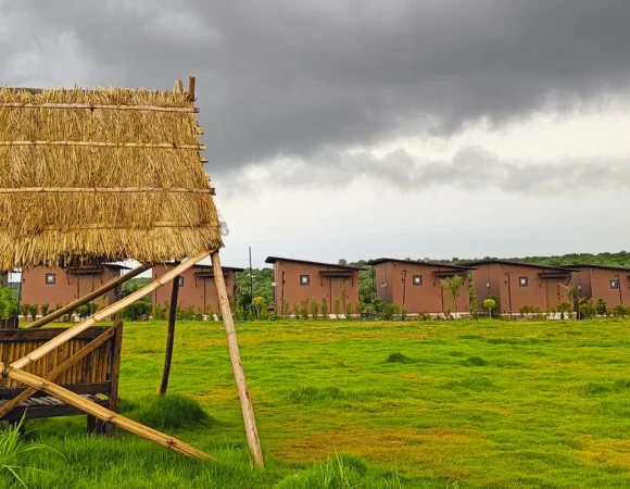 Monsoon Photography Paradise at Gandhisagar Forest Retreat